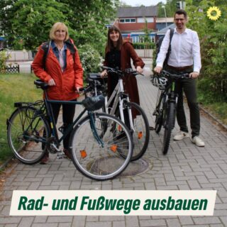 Mobilität muss für alle in Schwanewede funktionieren – klimafreundlich, sicher und bezahlbar.
Wir stärken den ÖPNV, bauen Radwege aus und fördern alternative Mobilitätskonzepte.

❎ Der ÖPNV soll durch bessere Takte der Schnellbuslinie S60 nach Bremen und den Osterholz-Takt gestärkt werden, während Anrufsammeltaxis die Erreichbarkeit der Ortsteile sichern.

❎ Für Fuß- und Radverkehr schaffen wir ein durchgängiges, barrierefreies Netz mit sicheren Schulwegen und guten Abstellanlagen.

❎ Im Kfz-Verkehr sorgen verkehrsberuhigte Zonen, intelligente Verkehrsführung und der Ausbau der
Ladeinfrastruktur für mehr Umweltverträglichkeit. Carsharing-Stationen mit E-Autos an zentralen
Orten runden das Konzept ab.

❎ Wir setzen uns für gut sanierte Straßen, Wege und Brücken für alle Verkehrsteilnehmer ein. #schwanewede #schwanewedewirdgrün #kommunalwahl2026